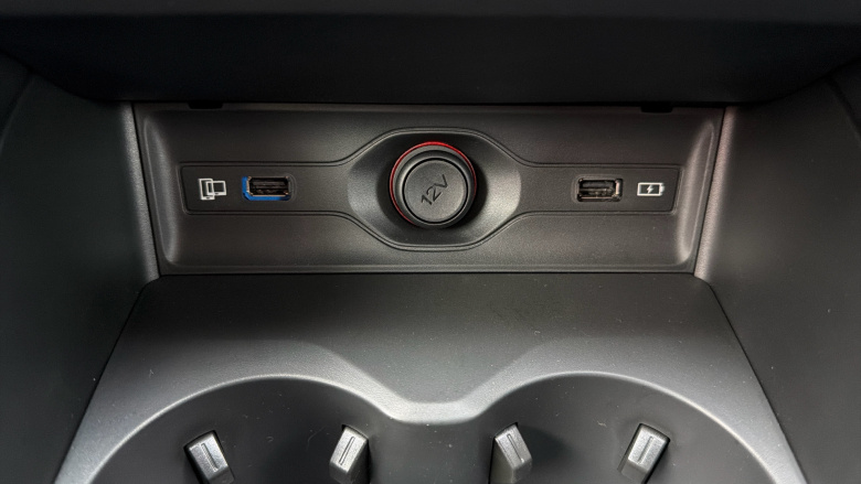 MG HS 1.5 T-GDI Trophy 5dr Petrol Hatchback